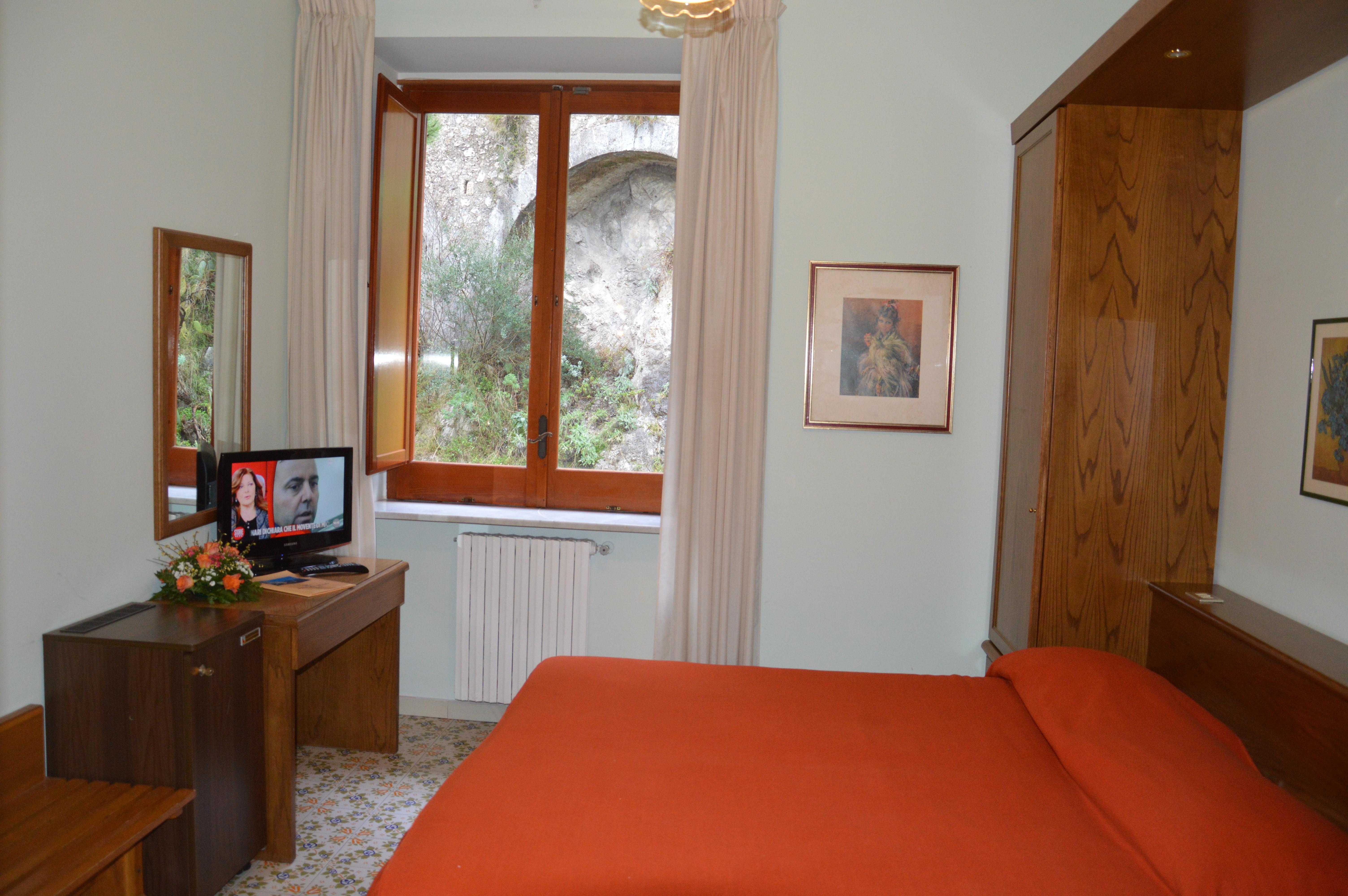 Hotel La Bussola Amalfi Esterno foto